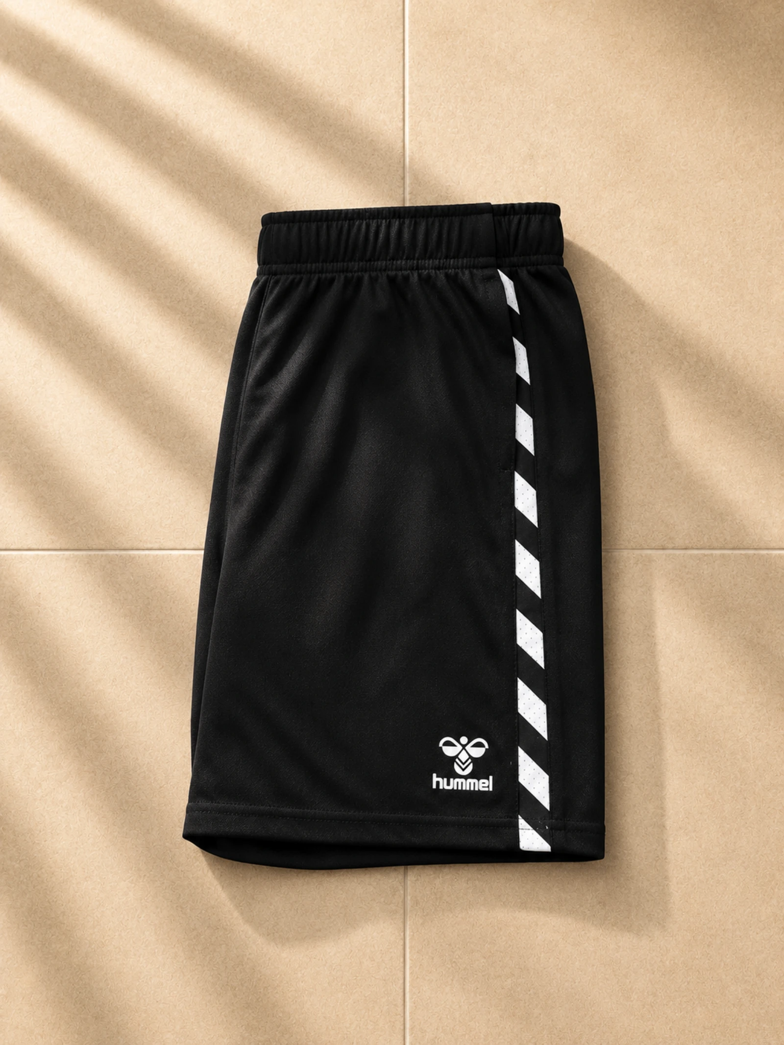 Calção curto Hummel preto esportivo – photo 2